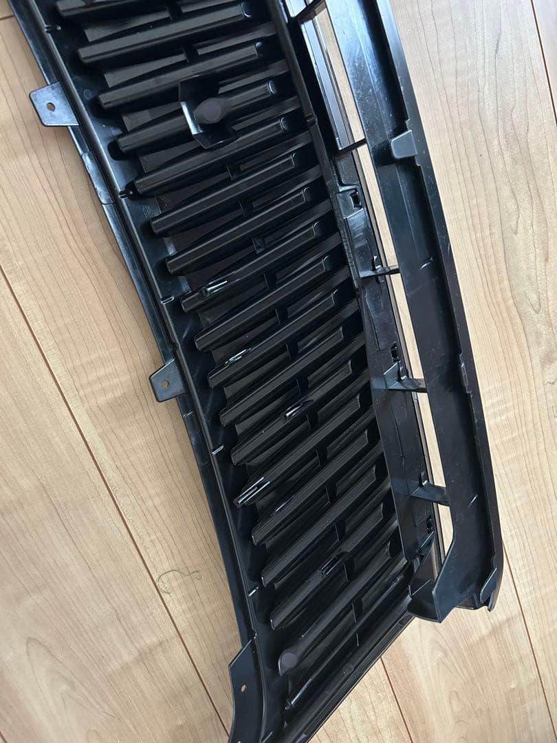 新品‼️ハリアー　フロントグリル