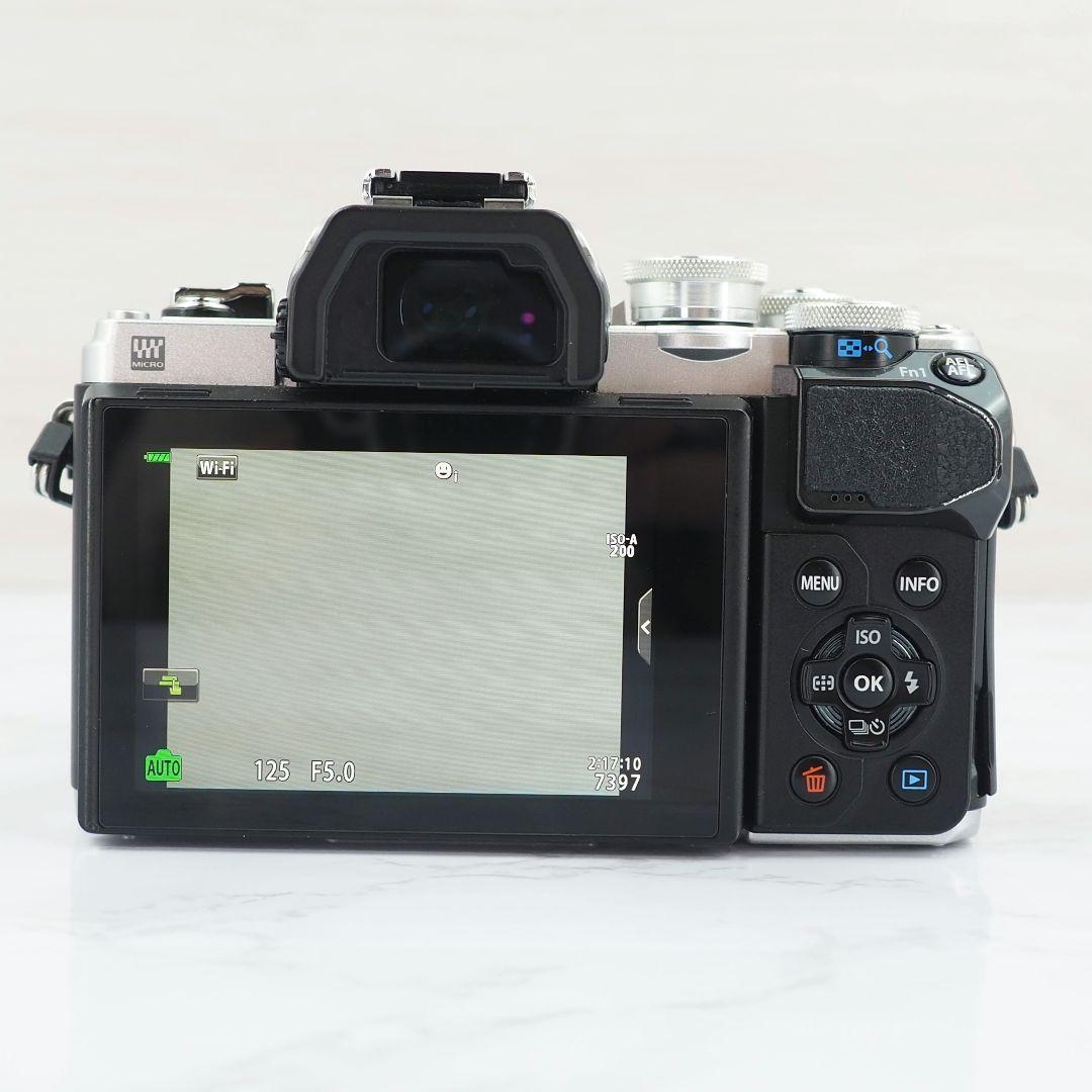 ⭐️訳あり⭐️OLYMPUS OM-D E-M10 Mark ⅲ ダブルレンズ