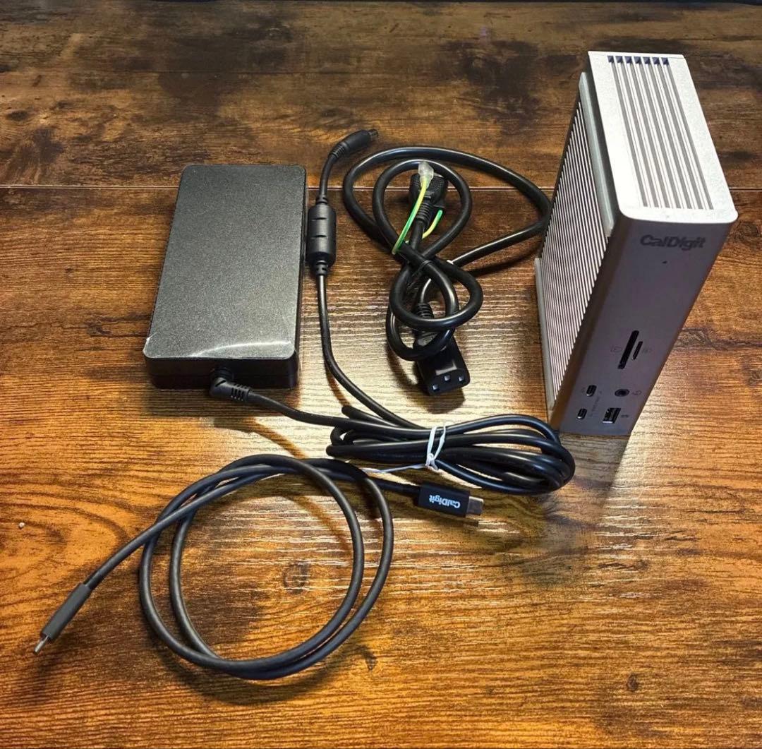 CalDigit TS4 Thunderbolt 4 ハブ