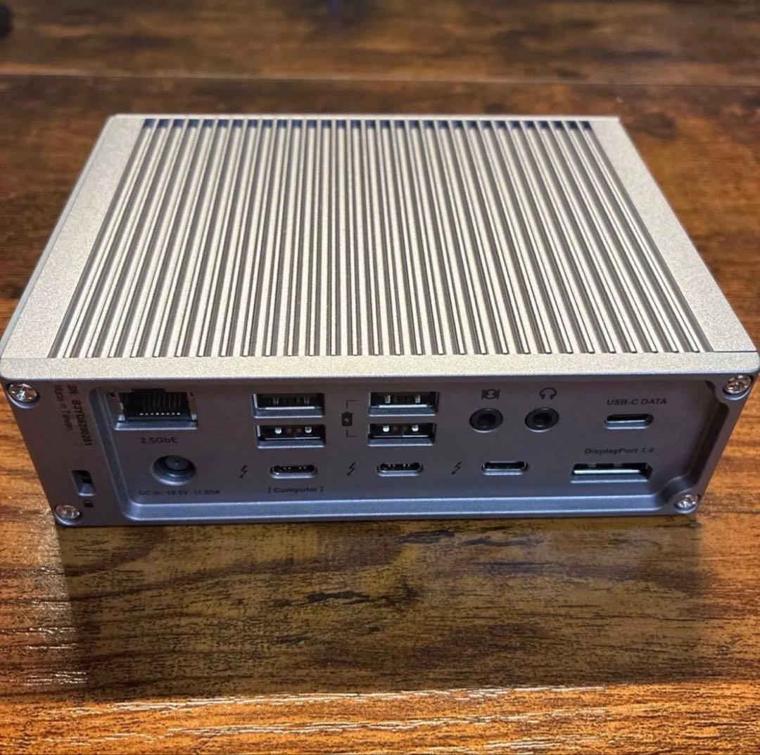 CalDigit TS4 Thunderbolt 4 ハブ