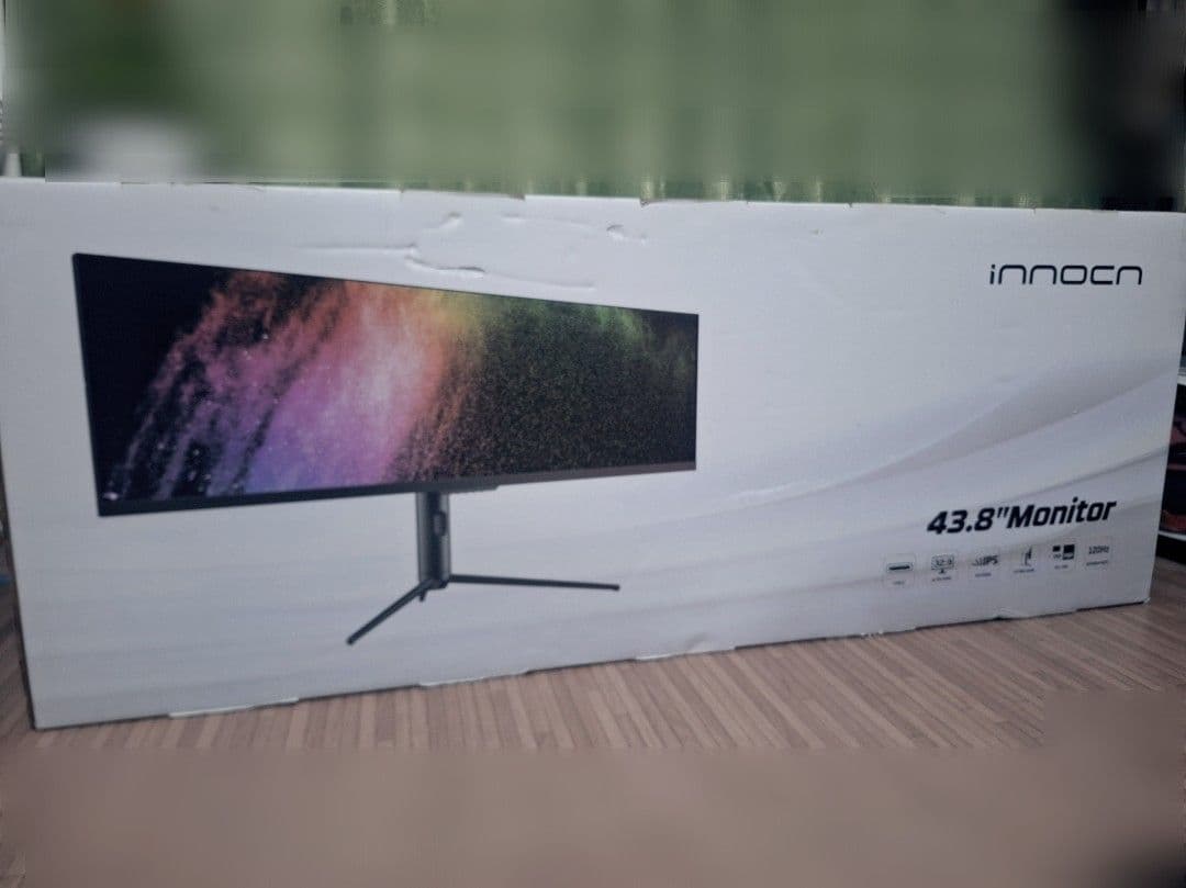 【ほぼ未使用・特別値下げ】innocn 43.8インチウルトラワイドモニタ 本体