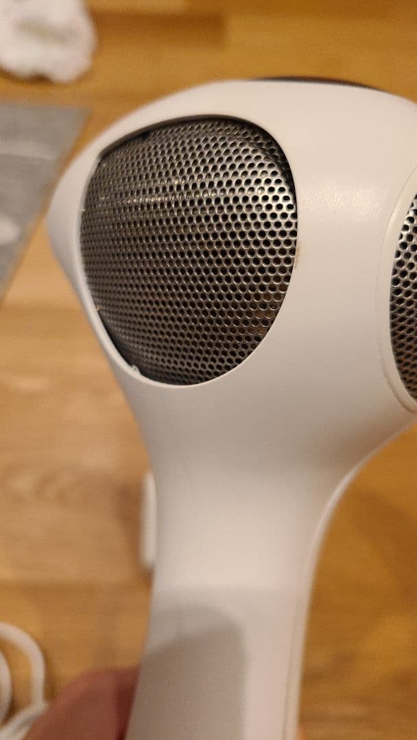 Tria Beauty LHR 4.0 脱毛器 充電器付き　ジャンク