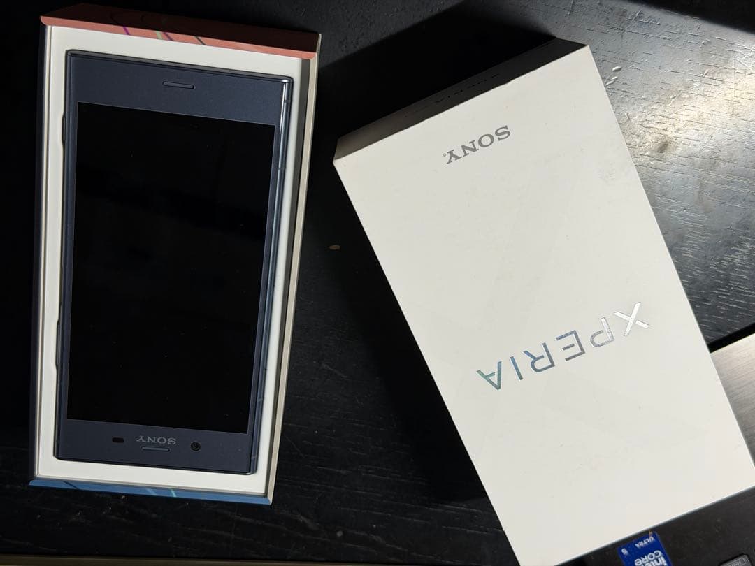 SONY Xperia XZ1本体 青色　Dual Sim