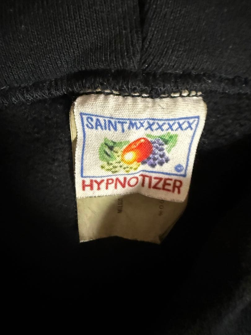 セントマイケルブラックパーカー