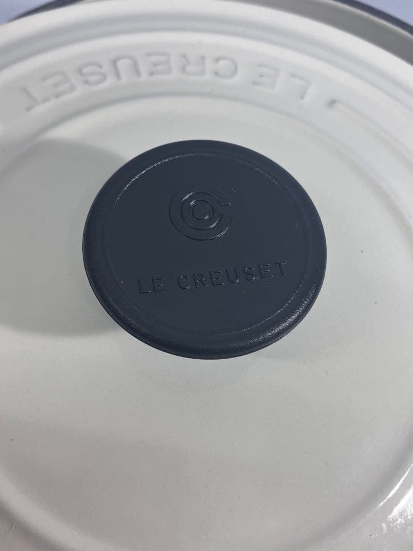 【未使用保管品】ル・クルーゼ ココット・ロンド 20cm ホワイト