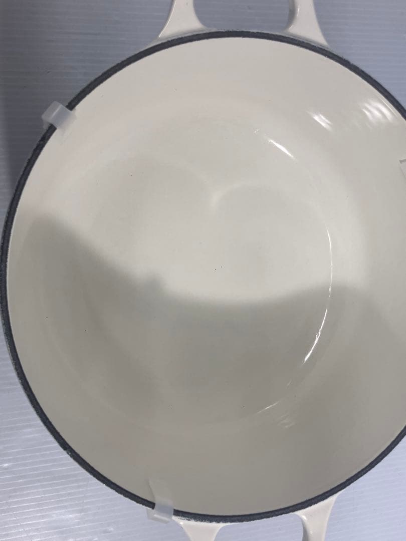 【未使用保管品】ル・クルーゼ ココット・ロンド 20cm ホワイト
