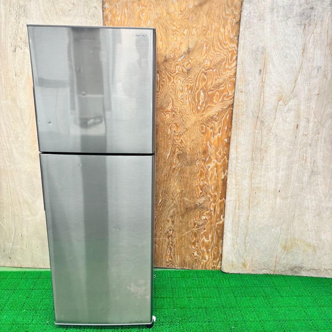 330 即日•翌日配送可能　東京　神奈川　他地域可　冷蔵庫　小型　200L強