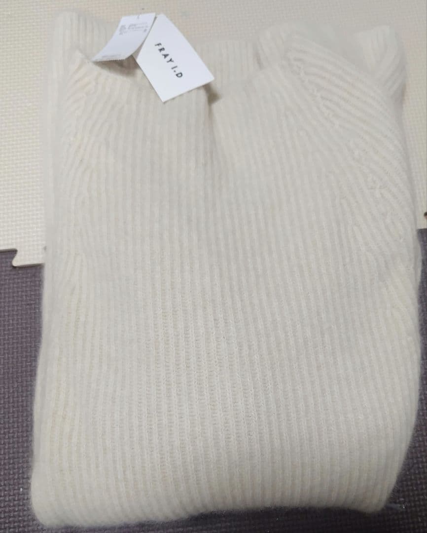 【新品未使用】FRAY I.D ラクーンニット　ミニワンピース　アイボリー