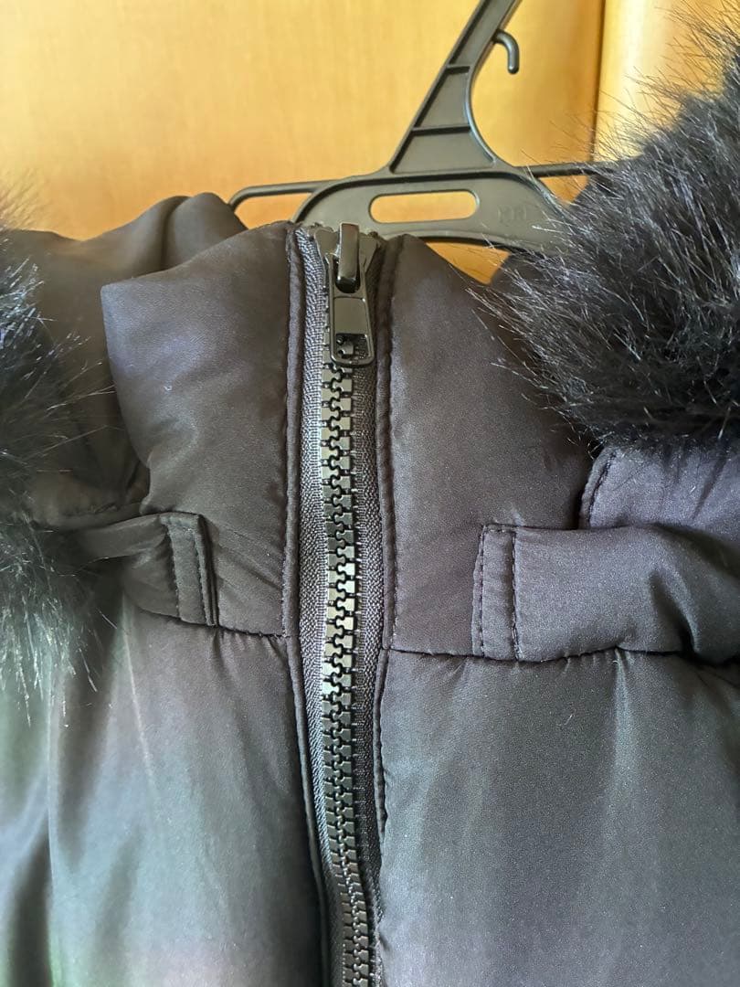 NICE CLAUP フード付きショートフェイクダウンジャケット