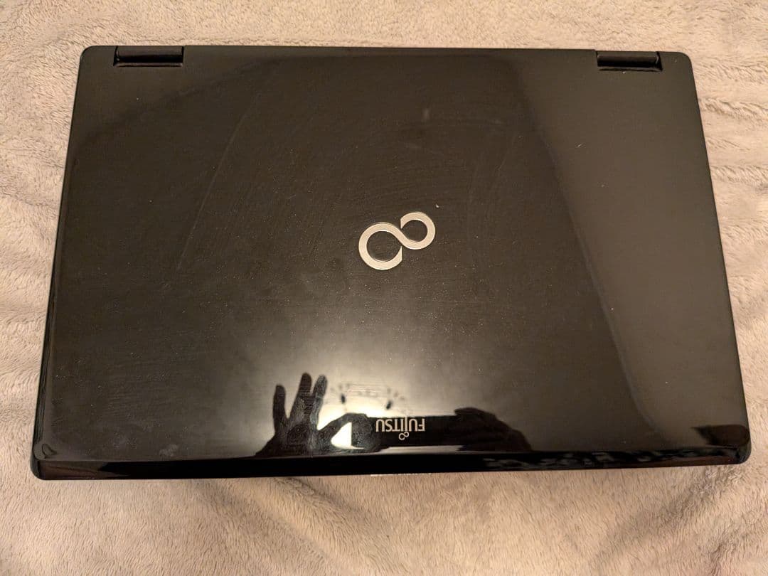 富士通 NH77/ED i7/8GB 17.3型 動作良好 ノートPC