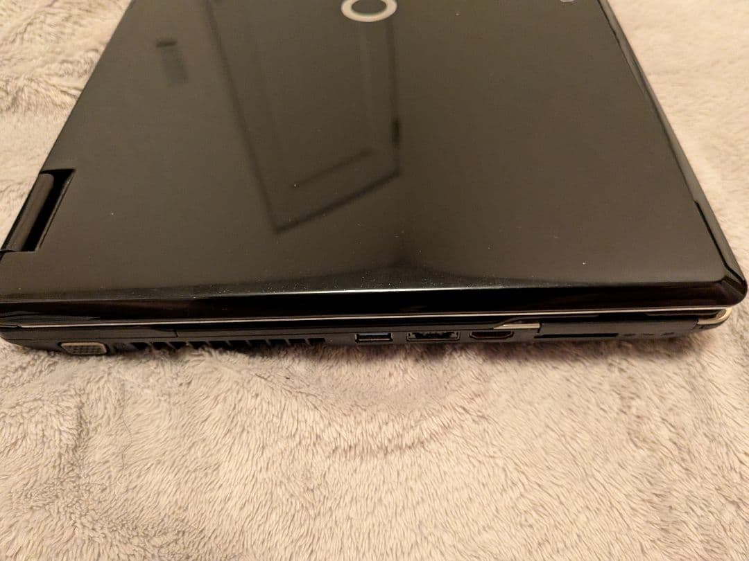 富士通 NH77/ED i7/8GB 17.3型 動作良好 ノートPC