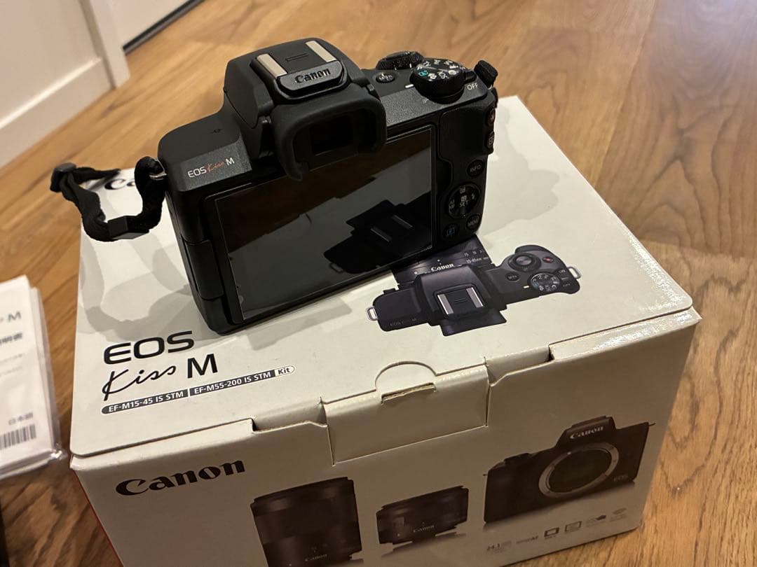 k*n様 Canon EOS Kiss M ダブルレンズセット　ミラーレス一眼カ