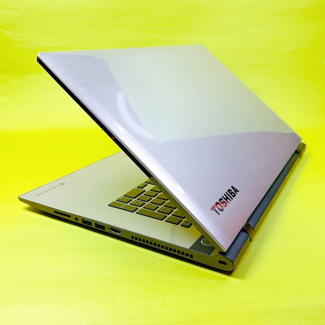 オフィス2024⭐️新品SSD⭐️windows11ノートパソコン 17.3薄型