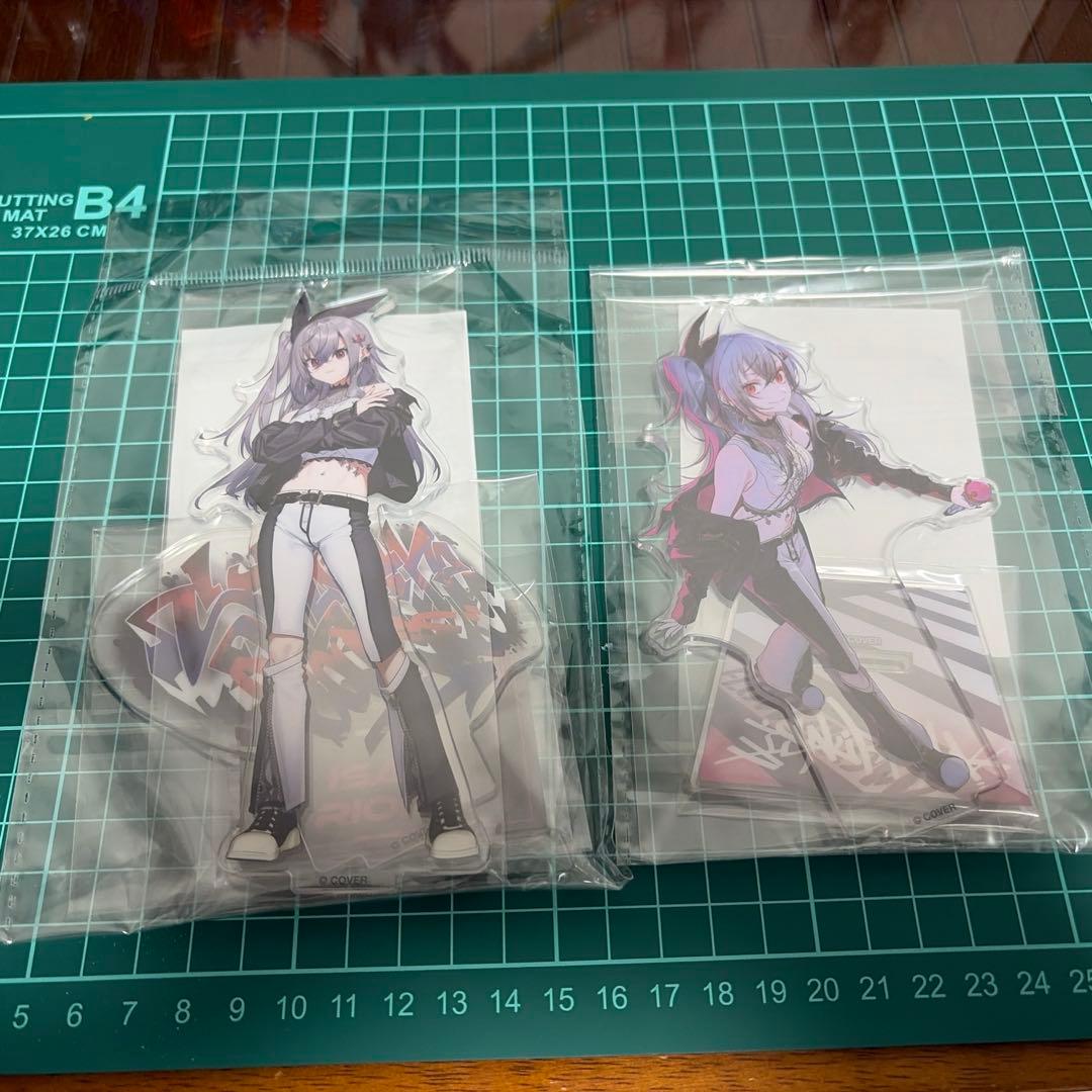 響咲リオナ　アクリルスタンド4個セット