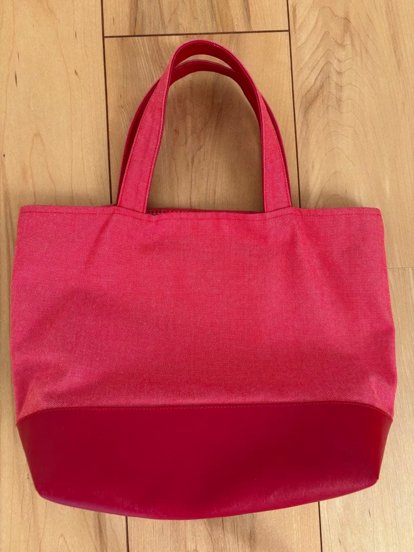 ファミリア　赤　トートバッグ　美品！