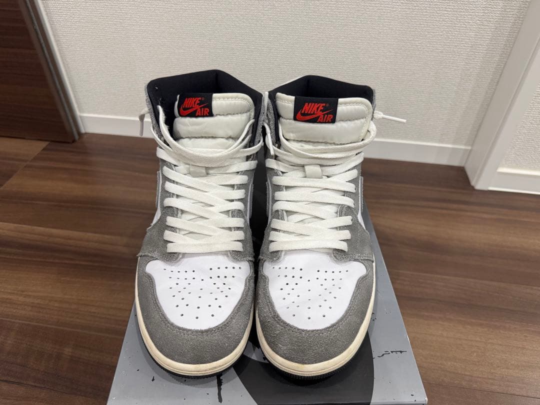 靴 Air Jordan1 Retro High OG Smoke Grey
