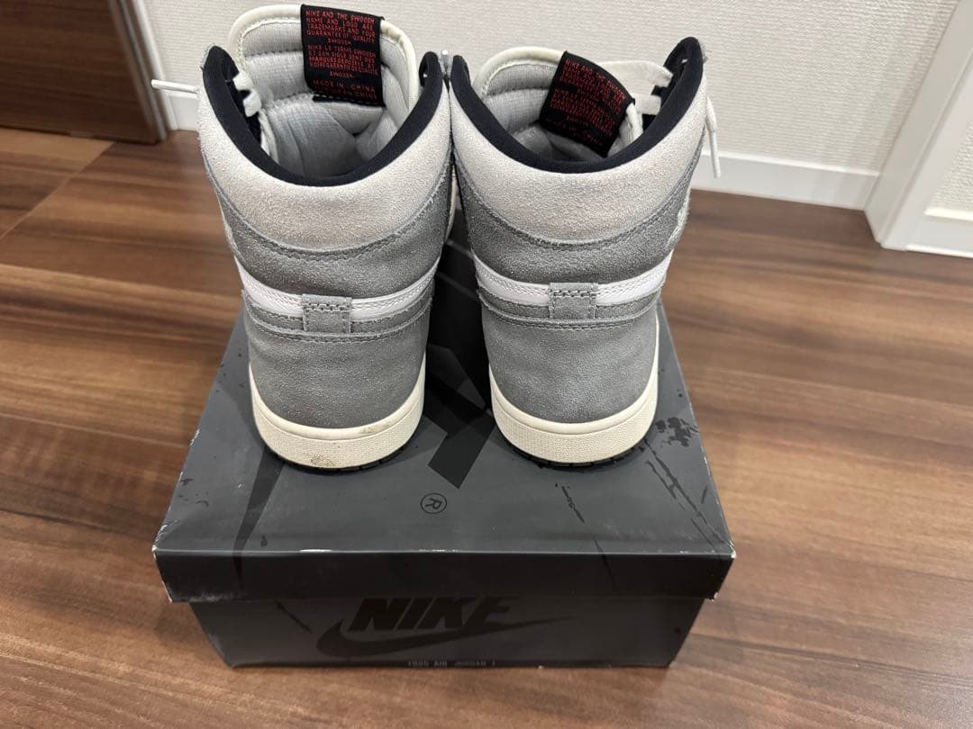 靴 Air Jordan1 Retro High OG Smoke Grey