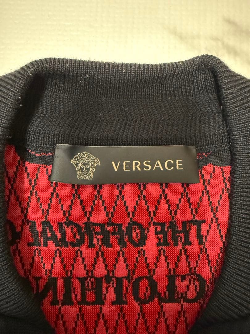 VERSACE 黒赤プリント ジャンパー 【美品】