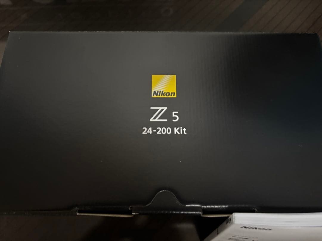 Nikon Z5 ミラーレス一眼 本体