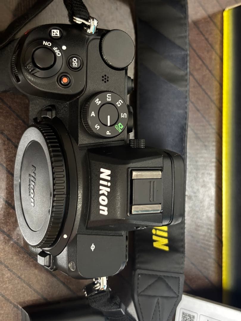 Nikon Z5 ミラーレス一眼 本体