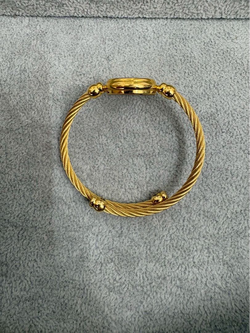 GUCCI 2700.2L バングルウォッチ QZ シェル文字盤 電池切れ不動