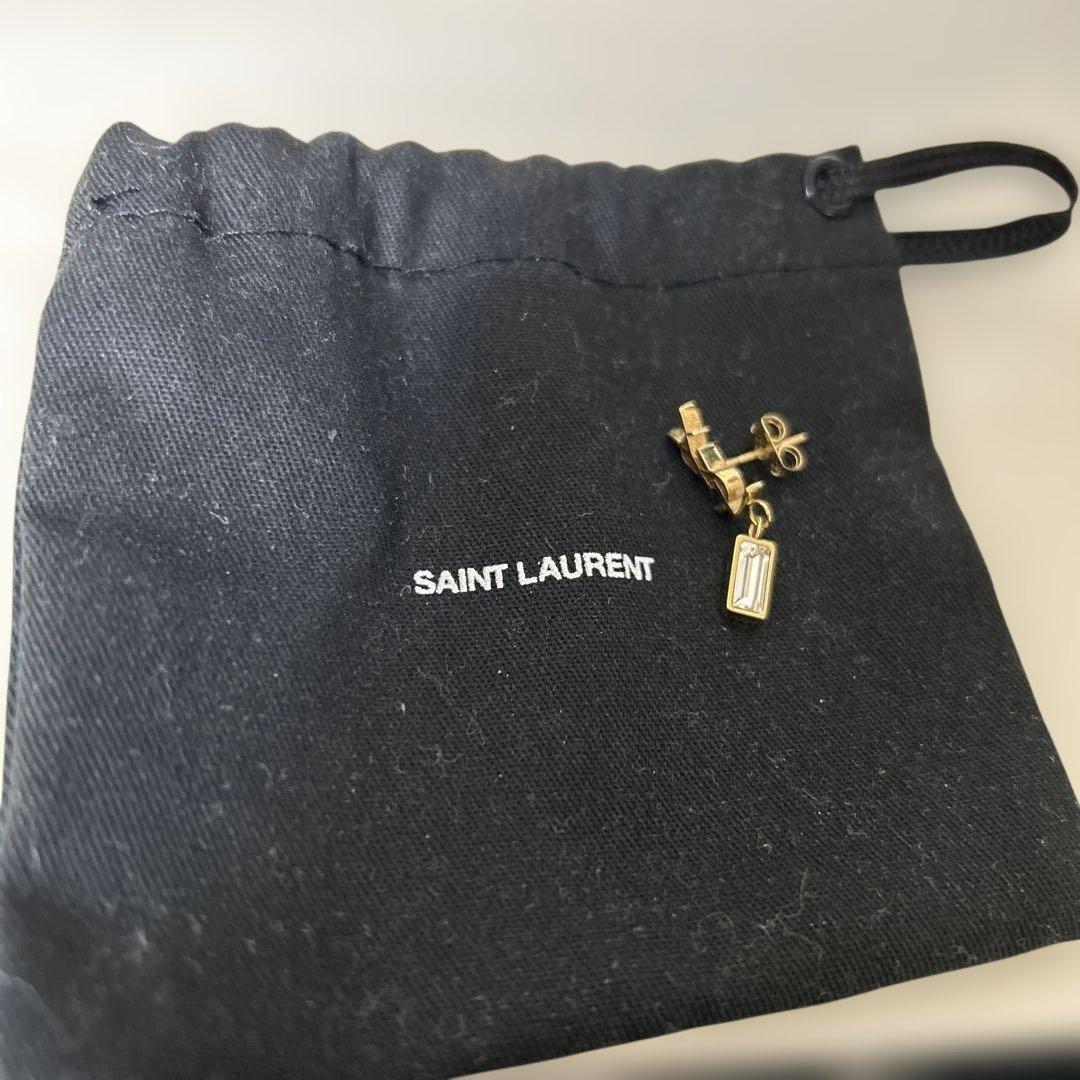 SAINT LAURENT ゴールドピアス(片耳用)