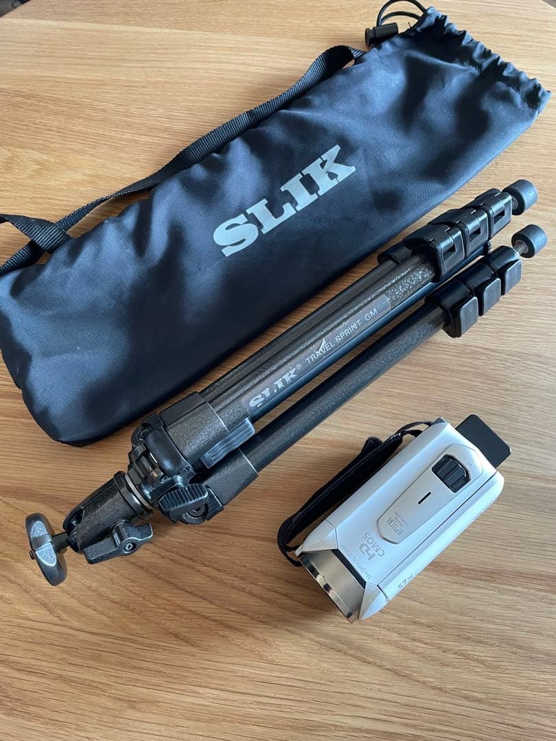 Canon iVIS HF R52 ビデオカメラ　三脚