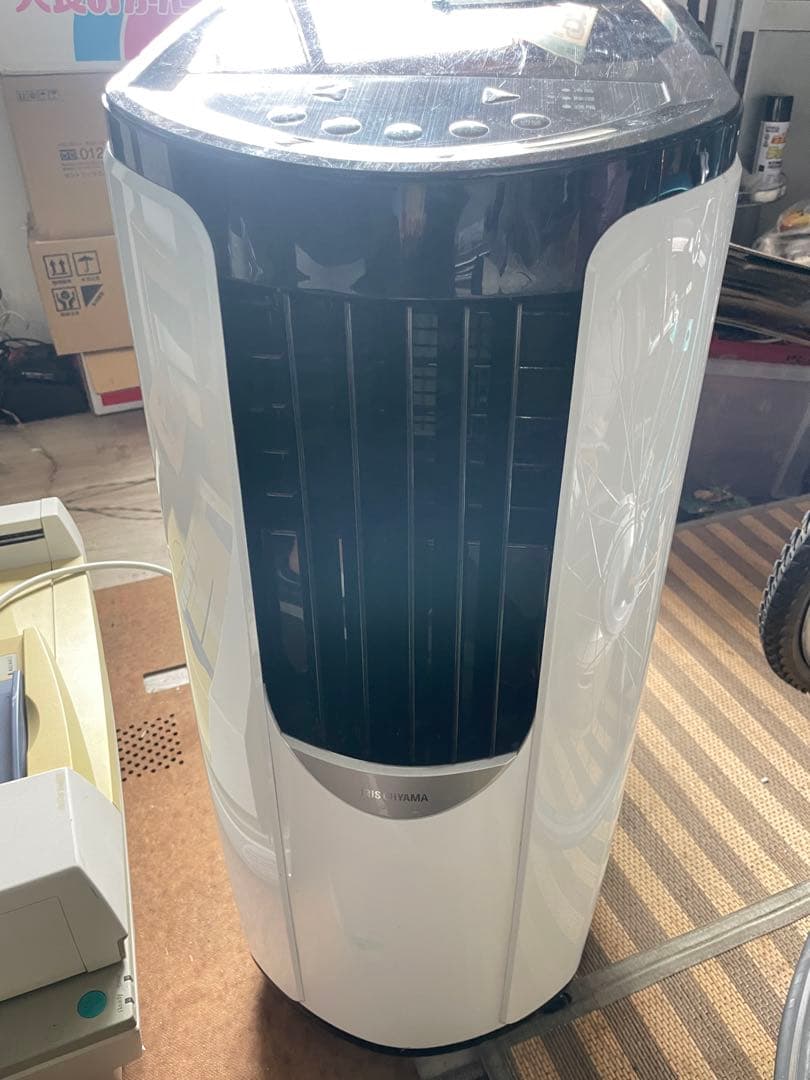 ポータブルエアコン ホワイト・ブラック ✨直接引き取りの方は1000円引き