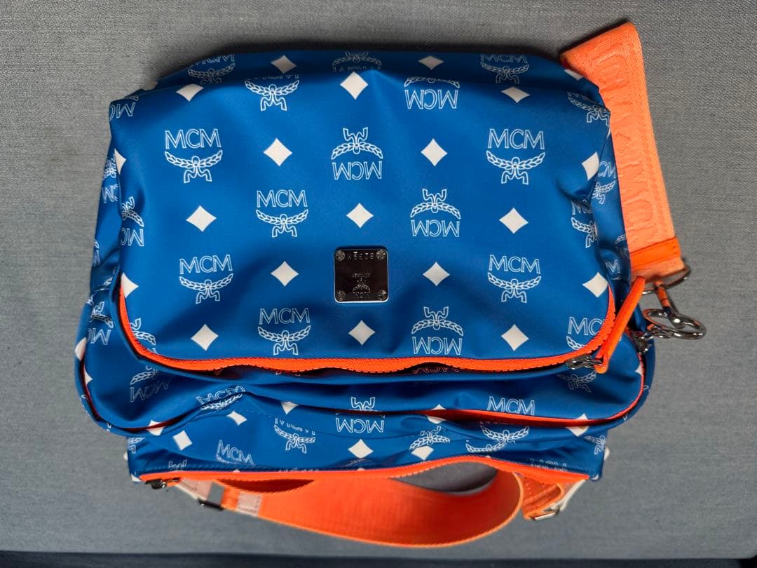 MCM メッセンジャーバッグ 青