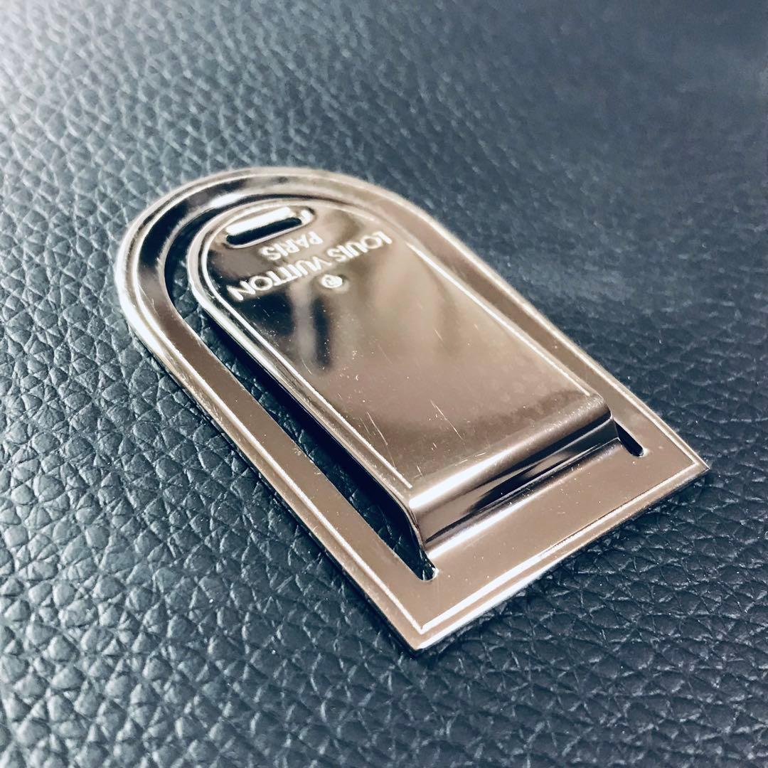 LOUIS VUITTON　ルイヴィトン　マネークリップ　シルバー　M65067