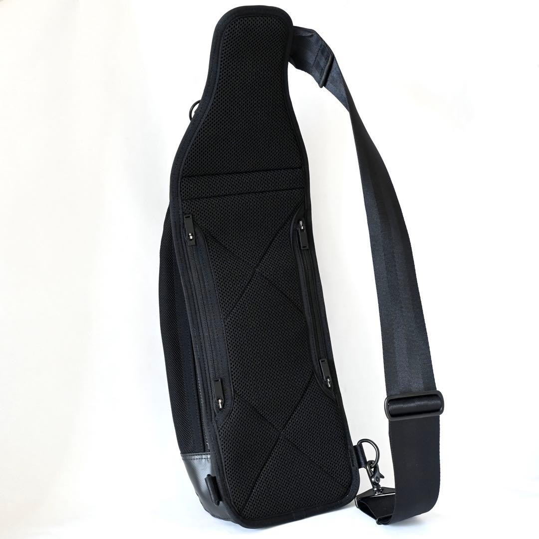 極美品 ポーター ヒート スリング ショルダーバッグ ボディバッグ 黒