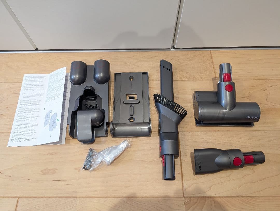 【いずみ】美品 DysonMicro 1.5kg Complete SV2