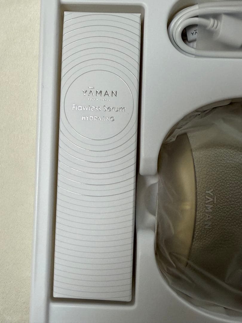 YAMAN 美顔器 & Flawless Serum セット