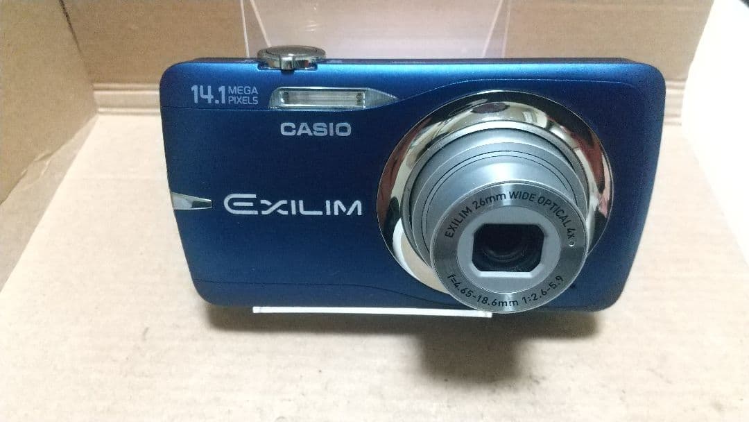 CASIO EXILIM EX-Z550 本体とバッテリーセット