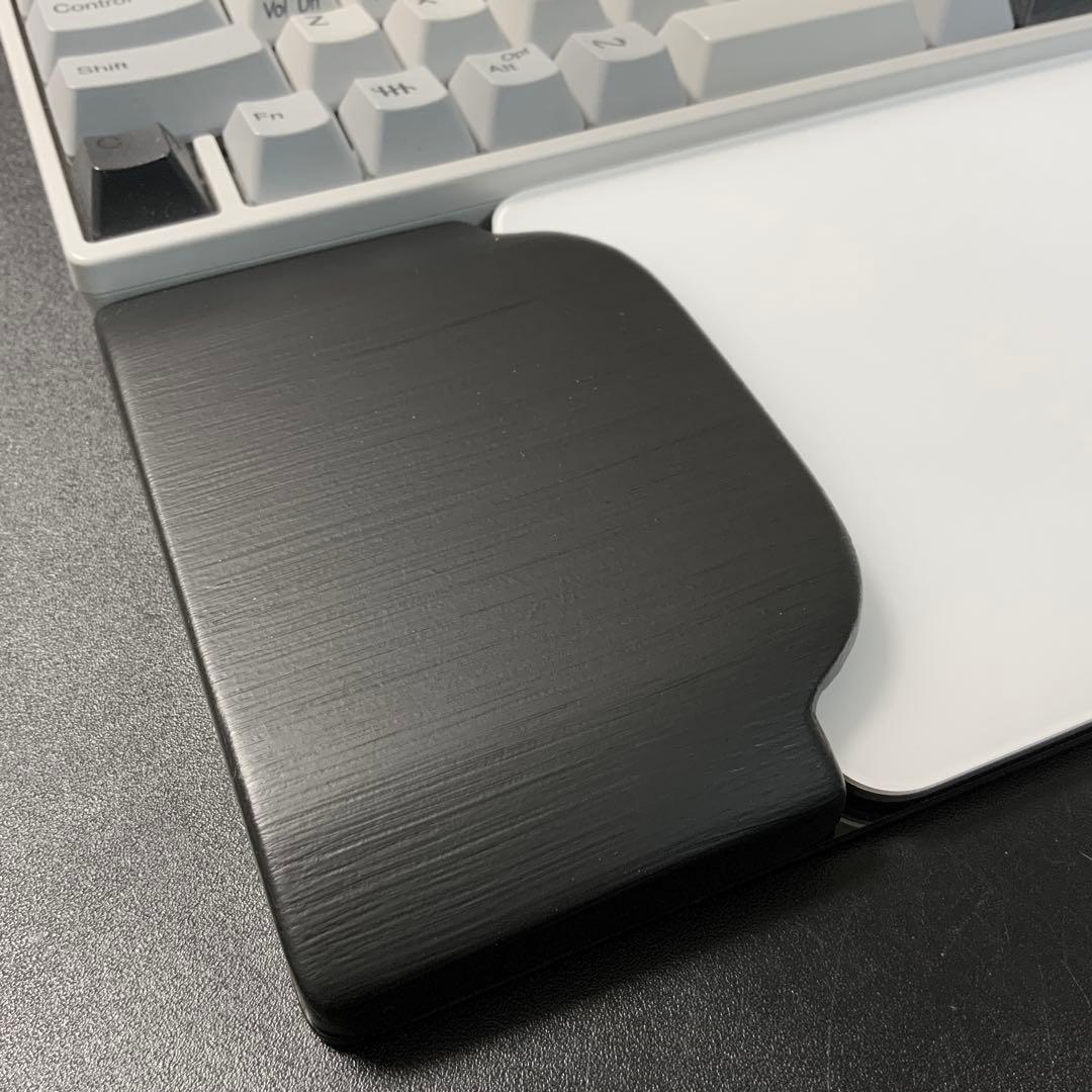 オーダー受付　リアルフォースR3TKL向け　トラックパッド合体パームレスト