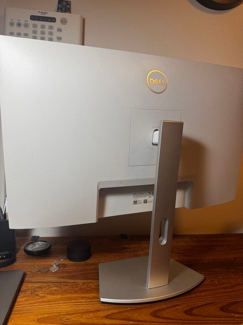 DELL モニター 本体 シルバー 台座型