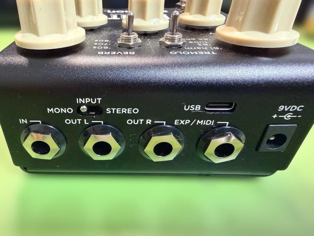 Strymon FLINT V2 トレモロ・リバーブ