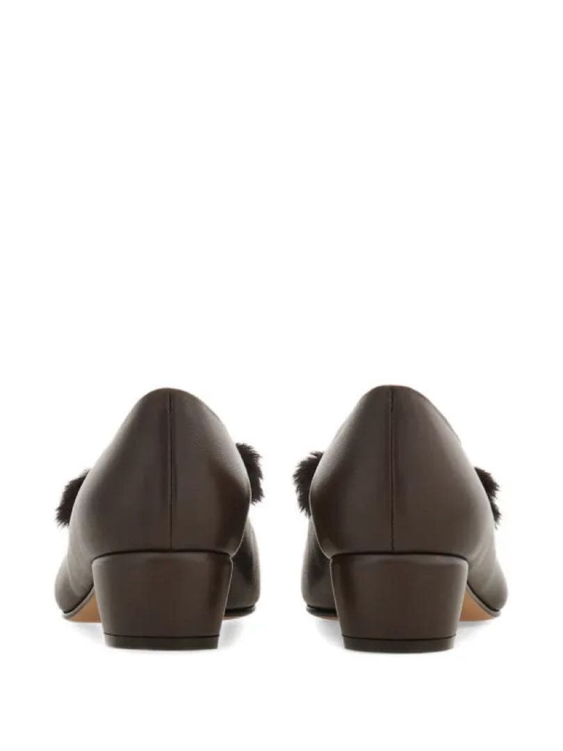 【美品】フェラガモ ヴァラリボン 3cmヒール ファーパンプス