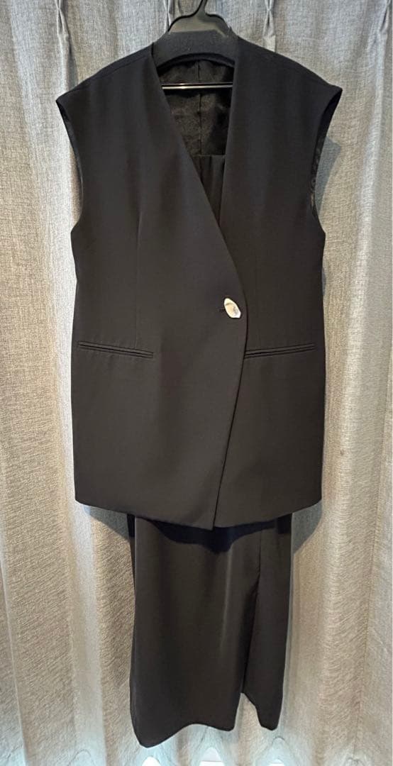 スーツ・フォーマル・ドレス Andresd back sheer gilet setup dress