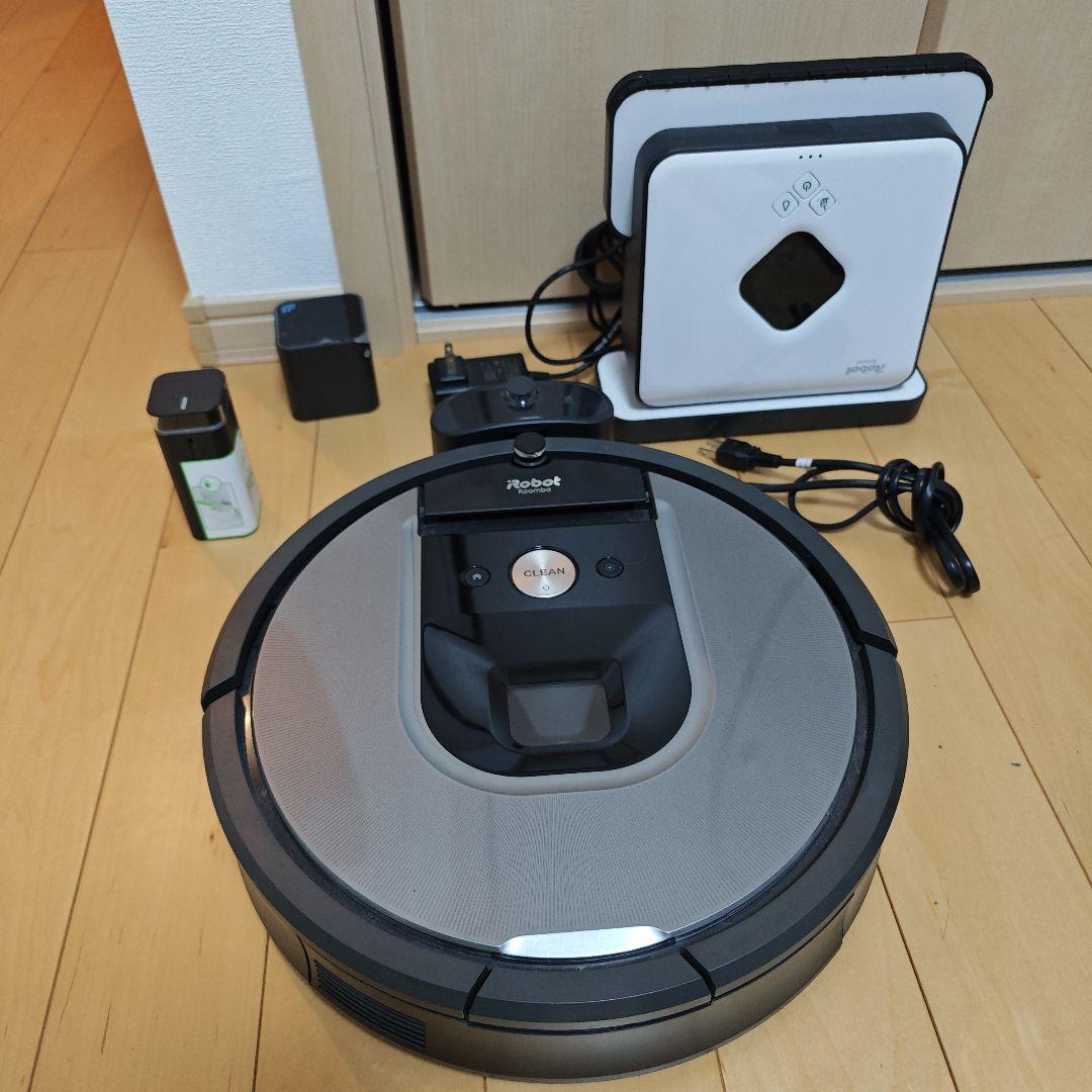 Roomba 自動掃除機 本体 ブラック　床拭きロボット　ブラーバ