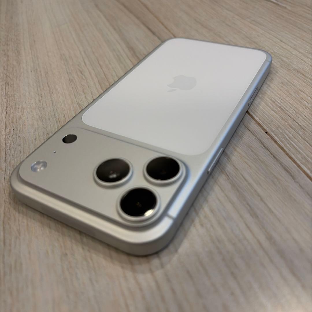 iPhone17ProMax 256GB 純正ケース付き