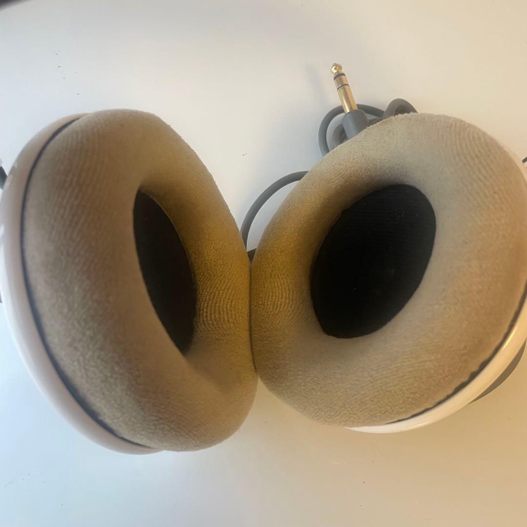 AKG モニターヘッドホン K701-Y3