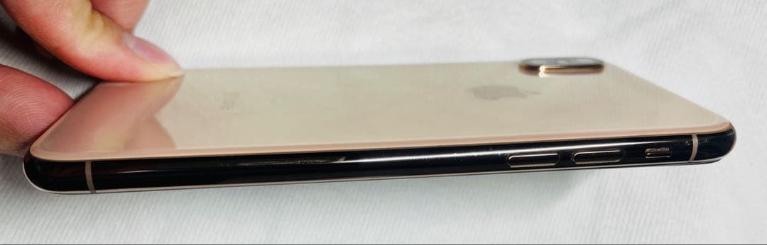 iPhone Xs 256GB ゴールド　ジャック