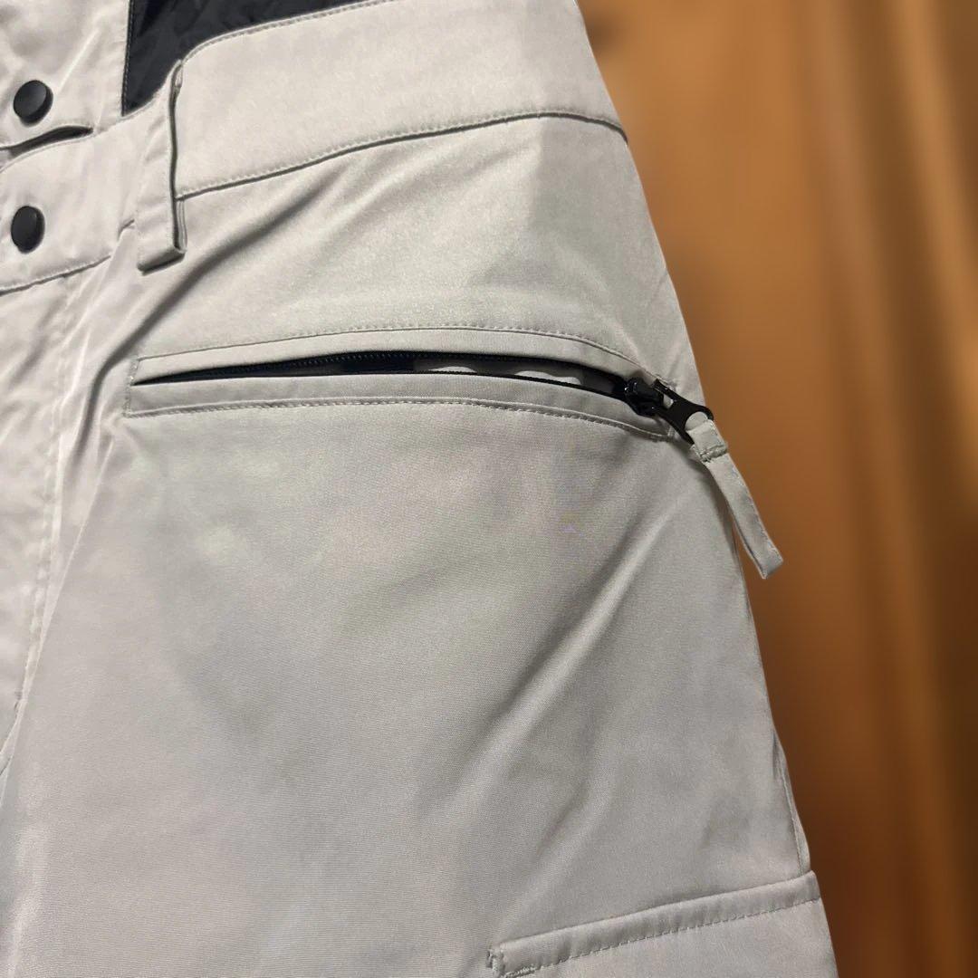 Balance Artistスノーボードパンツ ライトグレー