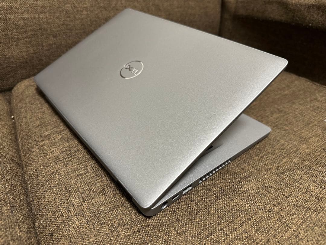 DELL ノートPC 15.6インチ　I5-10 世代　16GB オフィス付き