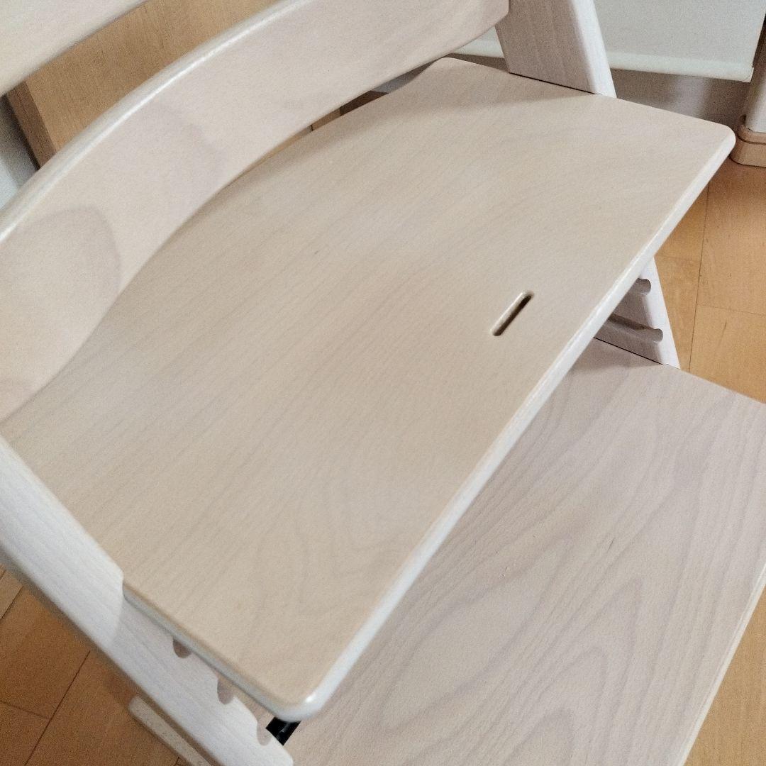 シリアル6　ストッケ トリップトラップ　背もたれ&ベビーガード&トレイ付