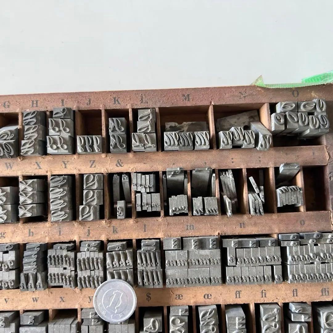 活版印刷　活字　アルファベット　22pt
