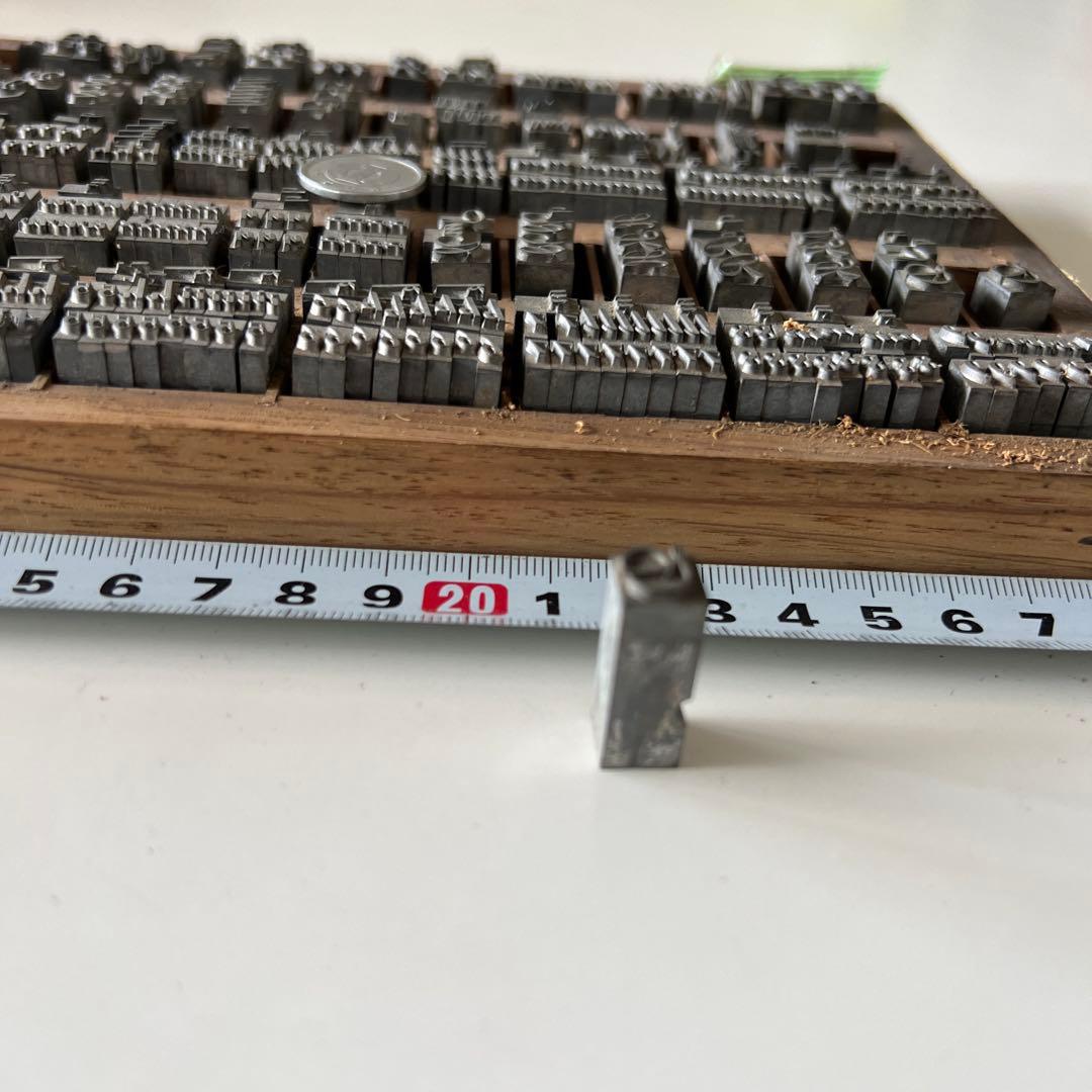 活版印刷　活字　アルファベット　22pt