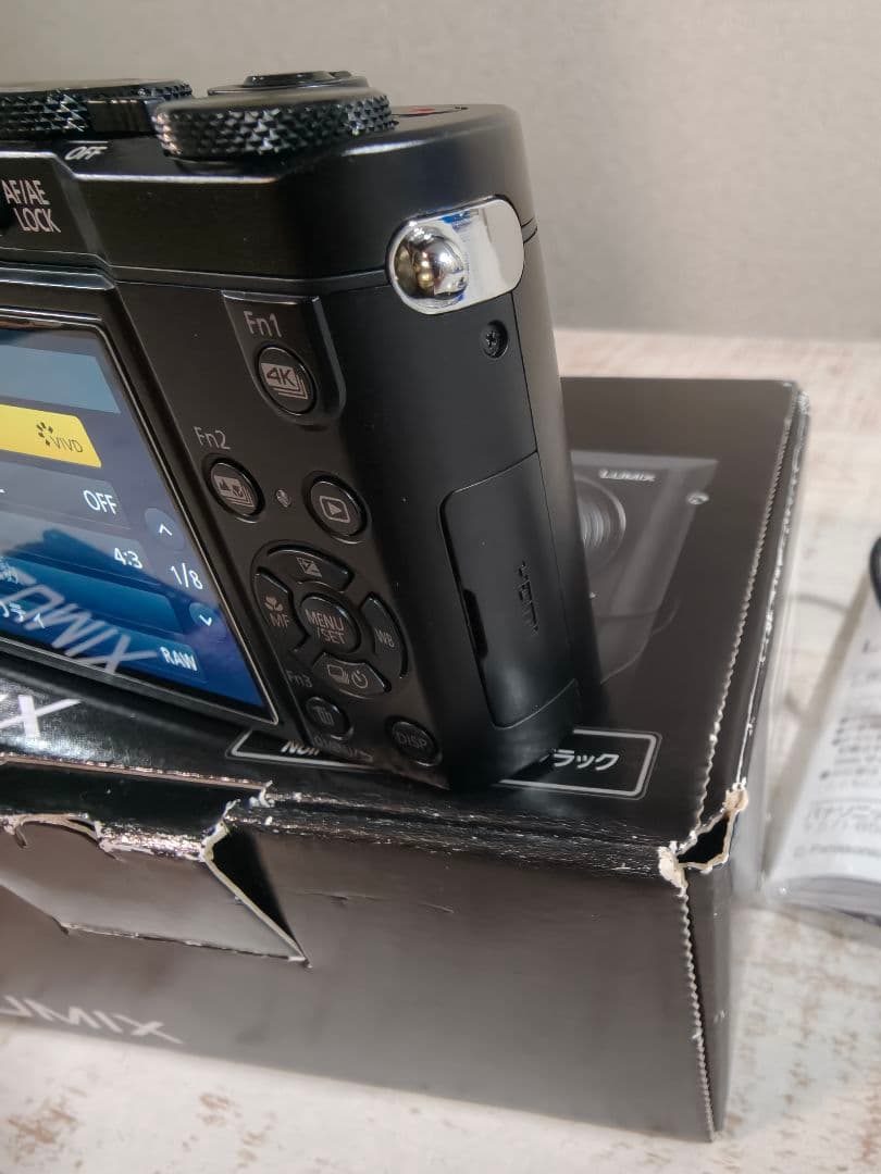 Panasonic DMC-TX1 4K デジタルカメラ