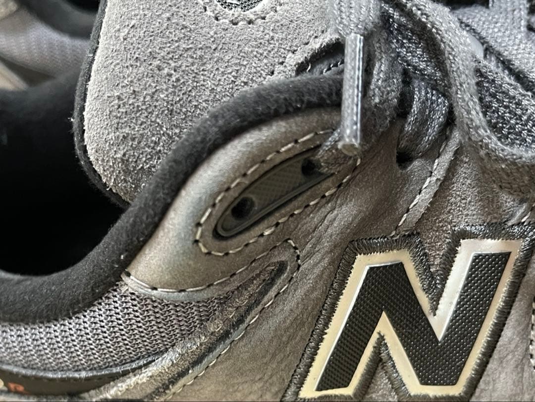 靴 New Balance M2002REH 26cm